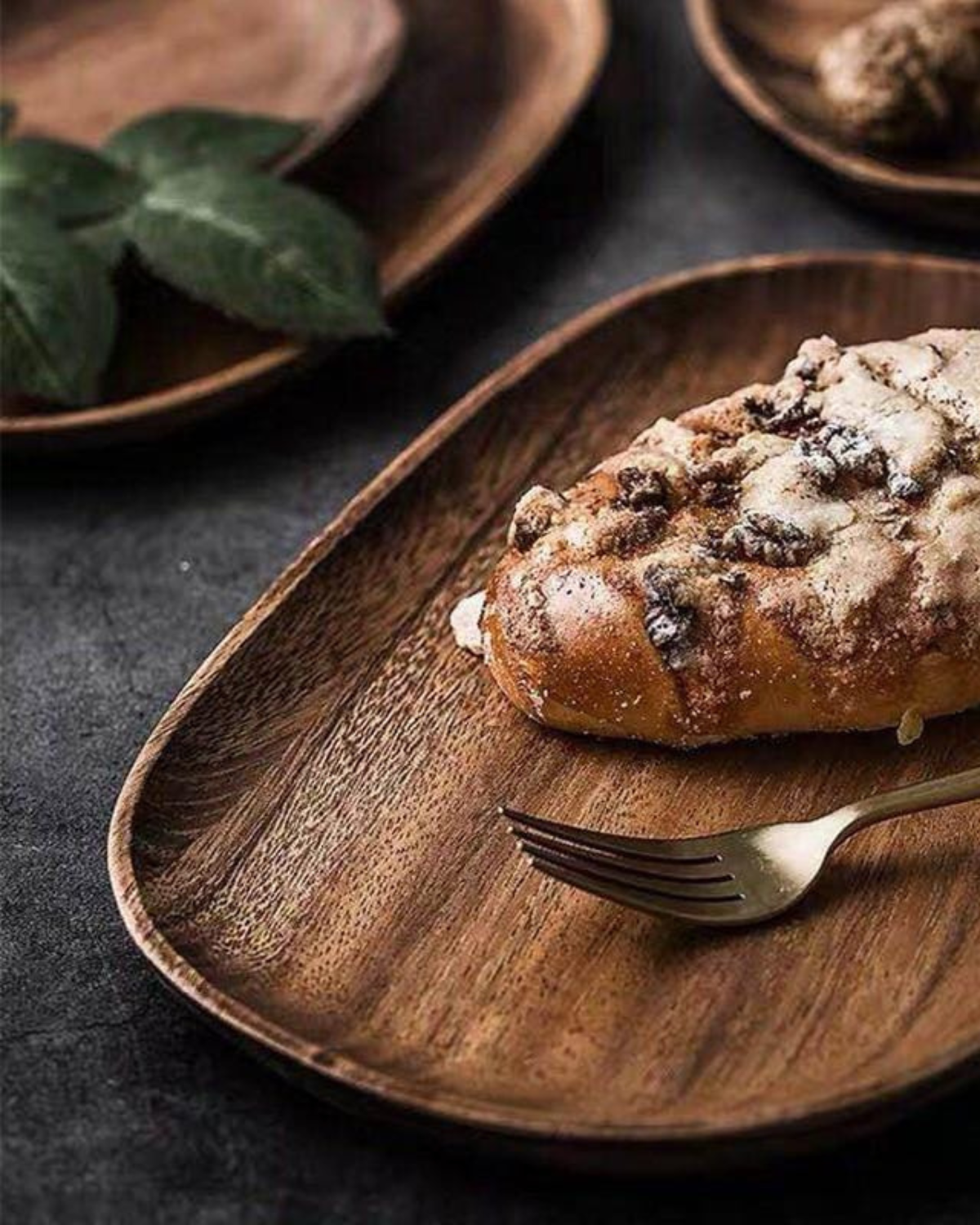 Tree Serving Board Set – Natural Acacia, Rustic Style for Kitchen or Dining Table