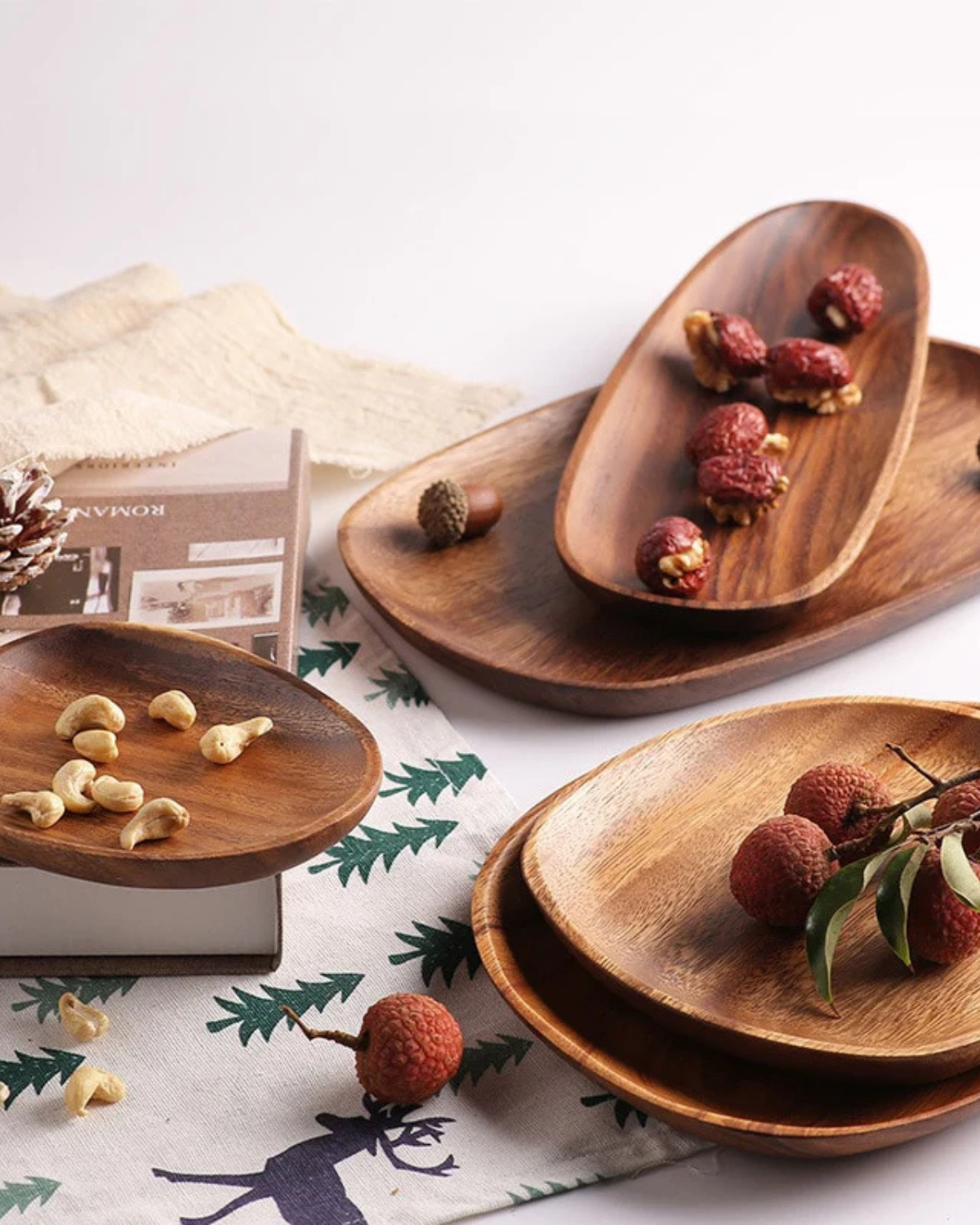 Tree Serving Board Set – Natural Acacia, Rustic Style for Kitchen or Dining Table