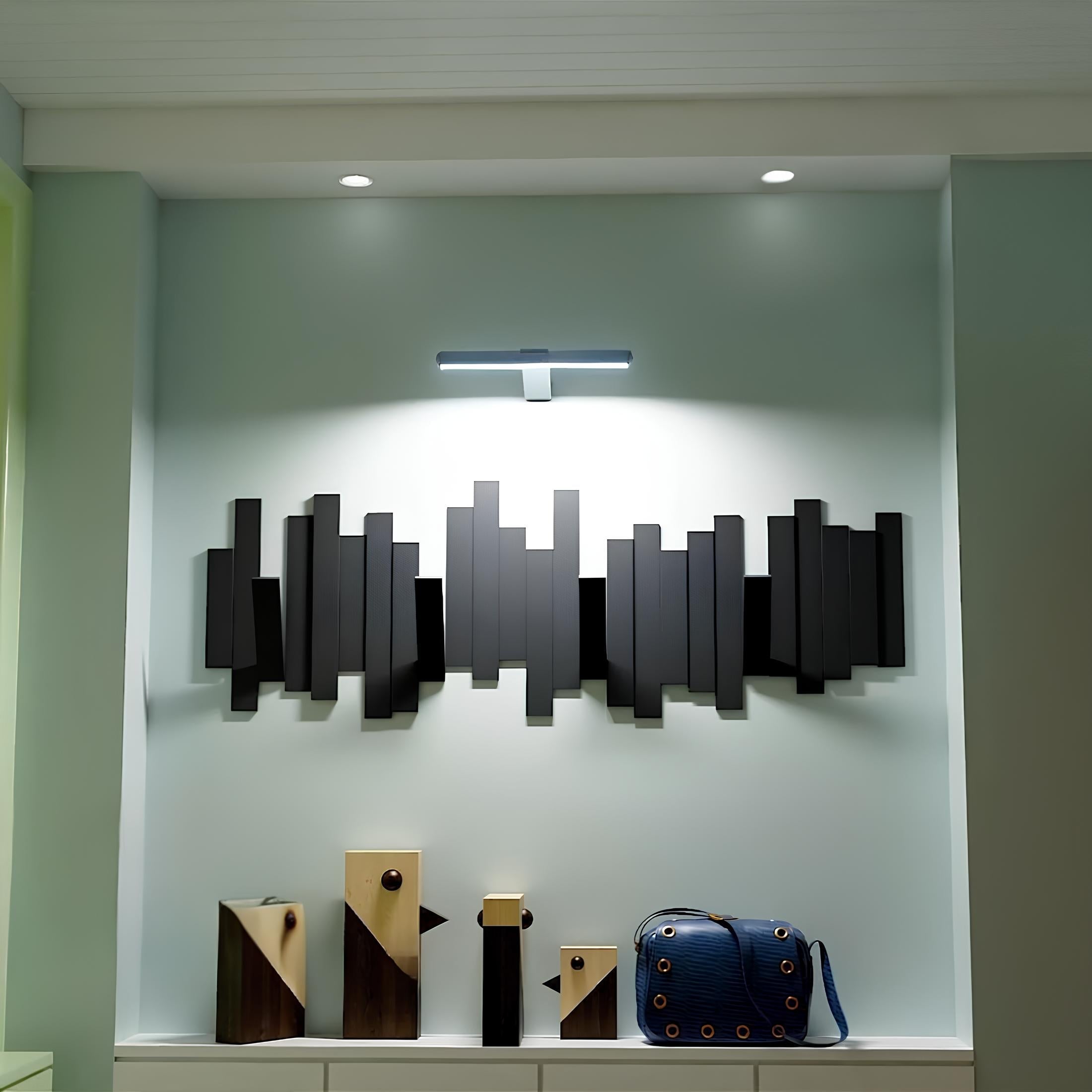 Wireless Wall Lamp – Aluminum, Modern Design with Dimmable Lighting for Artwork and Decor