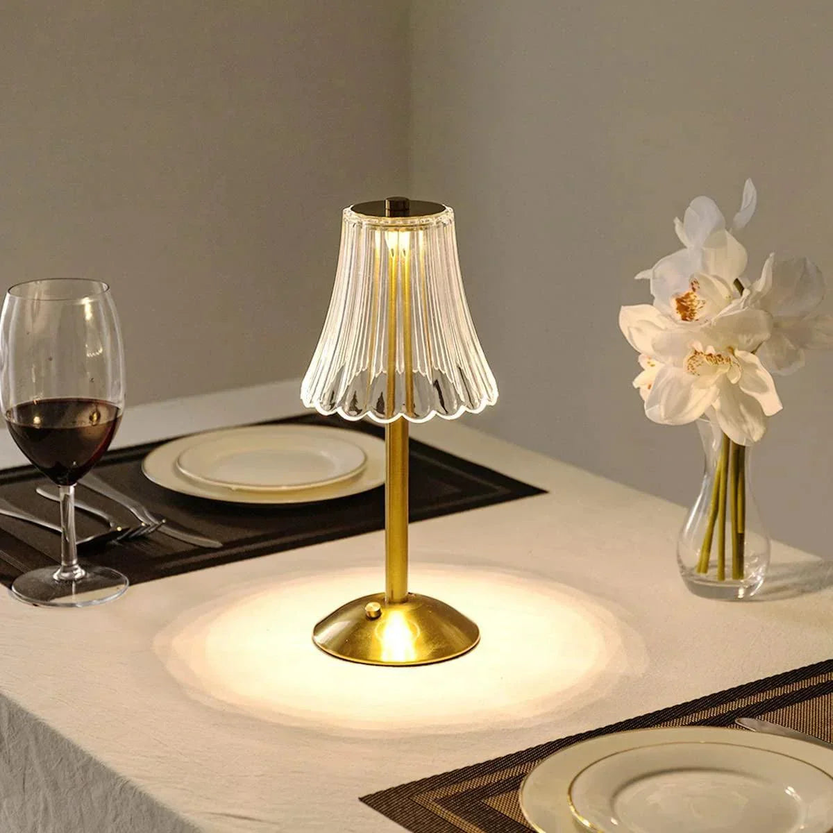 Trådlampe – Vintage Design med Genopladelig LED og Touchbetjening til Stue eller Soveværelse