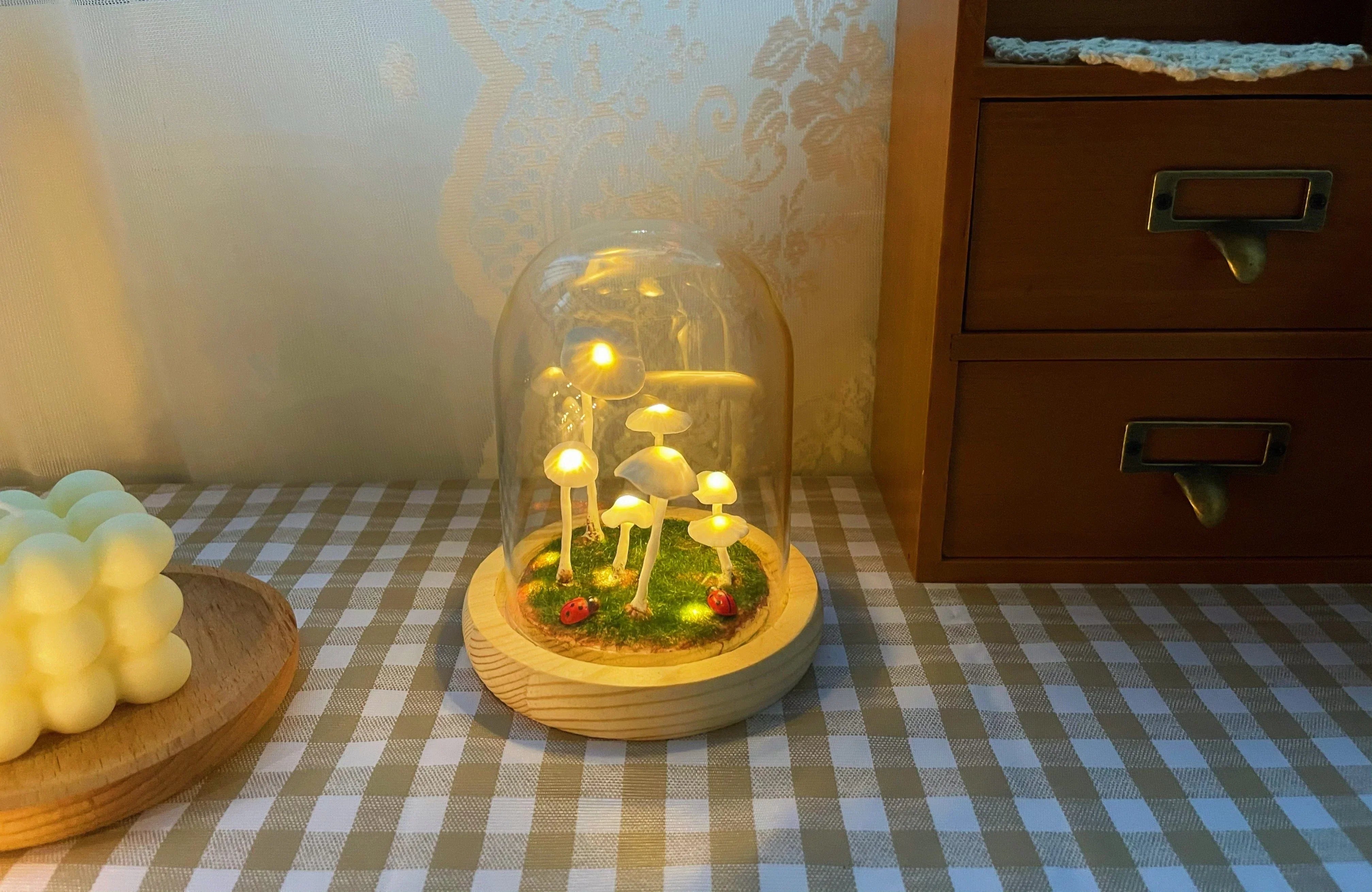DIY Mushroom Lamp – Glass and Wood, Creative Table Decoration for the Living Room or Bedroom
