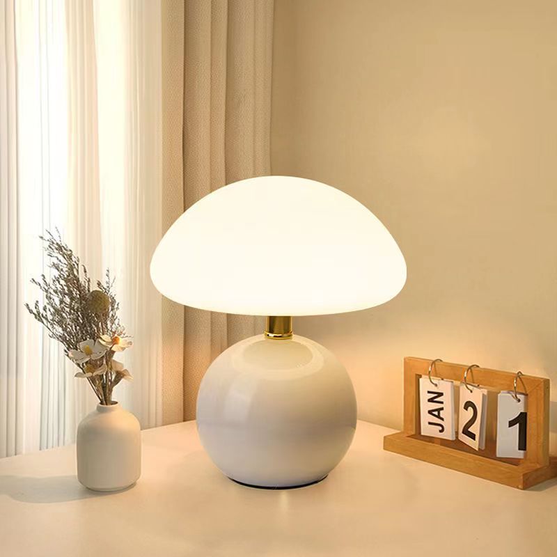 Champignon Bordlampe i Keramik – LED med 3 Lystoner