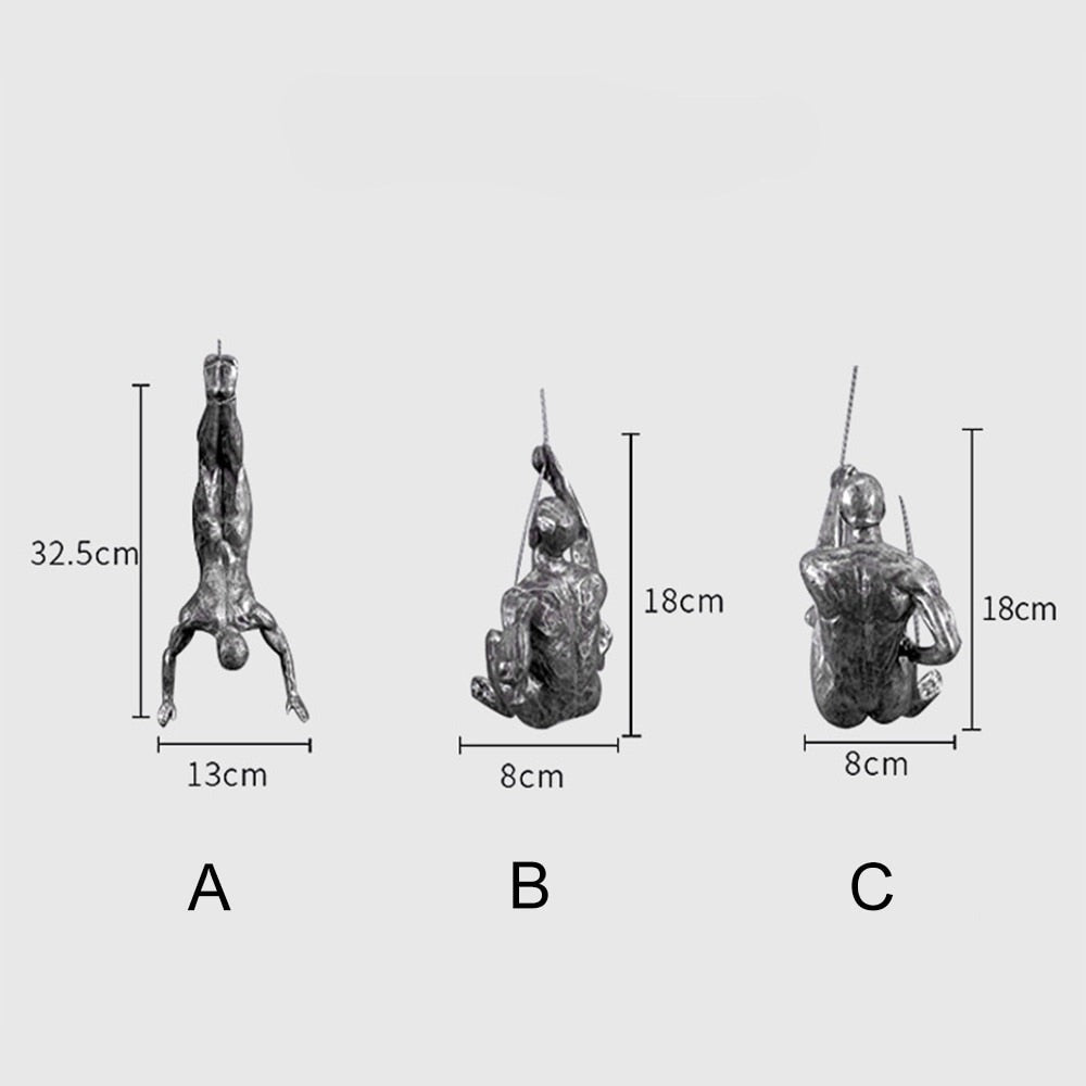 Vægskulptur Klatrende Figur i Harpiks og Metaltråd