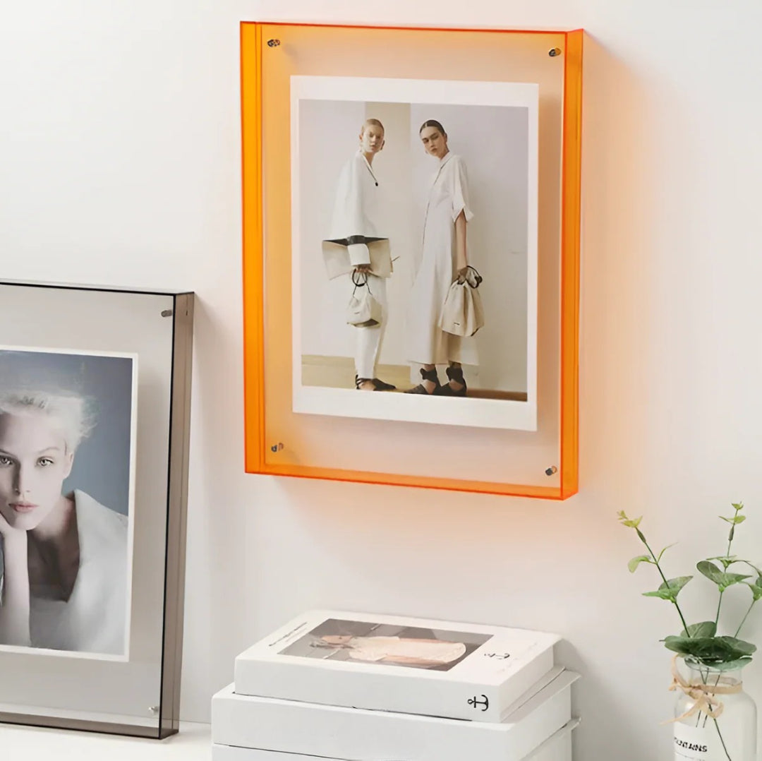 Acrylic Photo Frame – Transparent, Minimalist Design for Your Desk or as Wall Decor