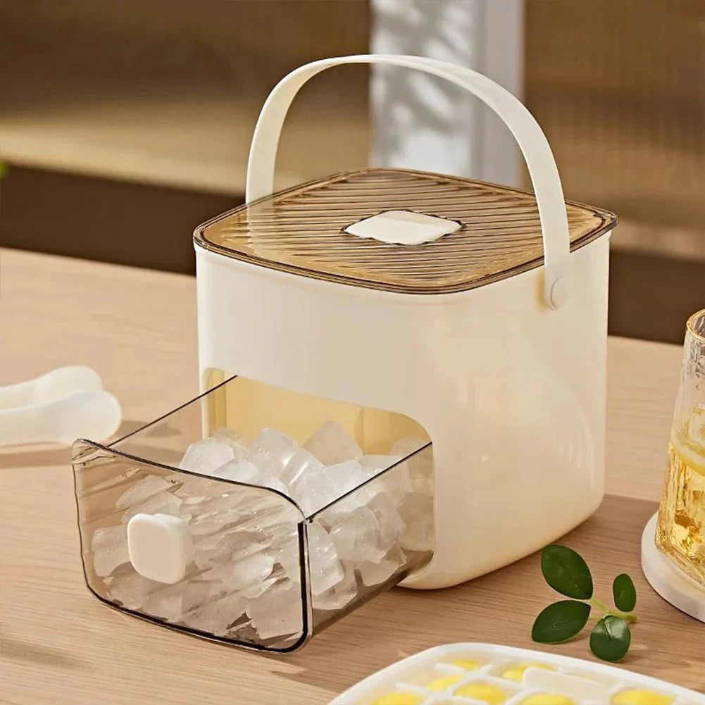 Compact Ice Cube Maker – Portable, White Design for Home, Parties, or Camping