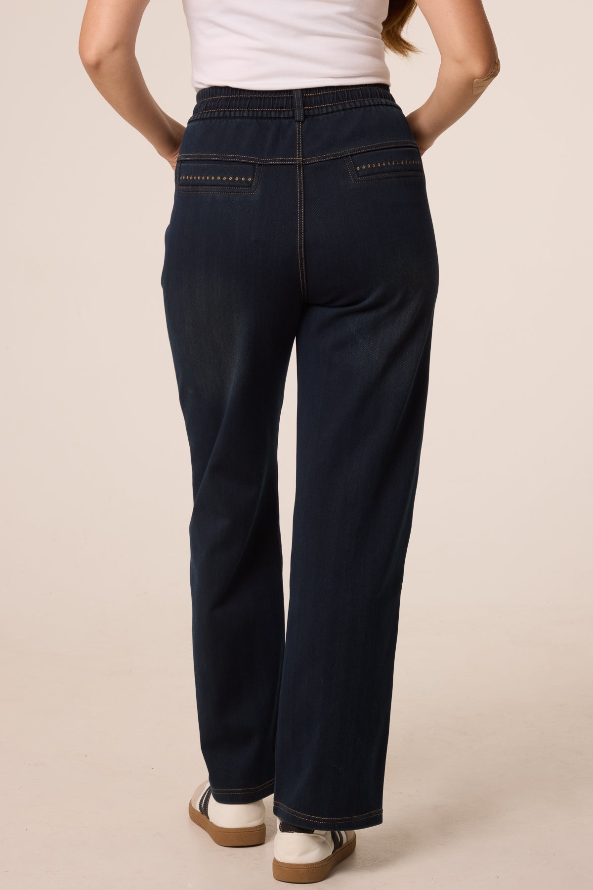 Dame Jeans med Syning på Baglommer – Indigo