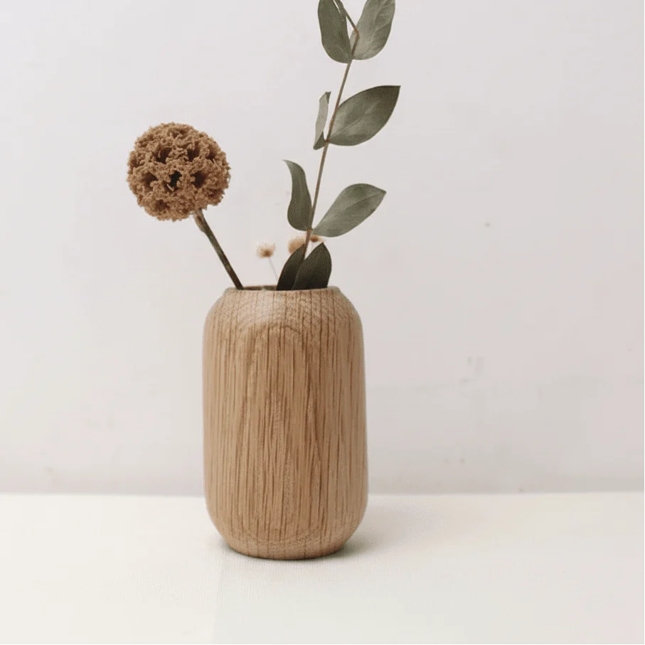 Trædekoration Blomst i Naturtræ – Minimalistisk Boligdesign
