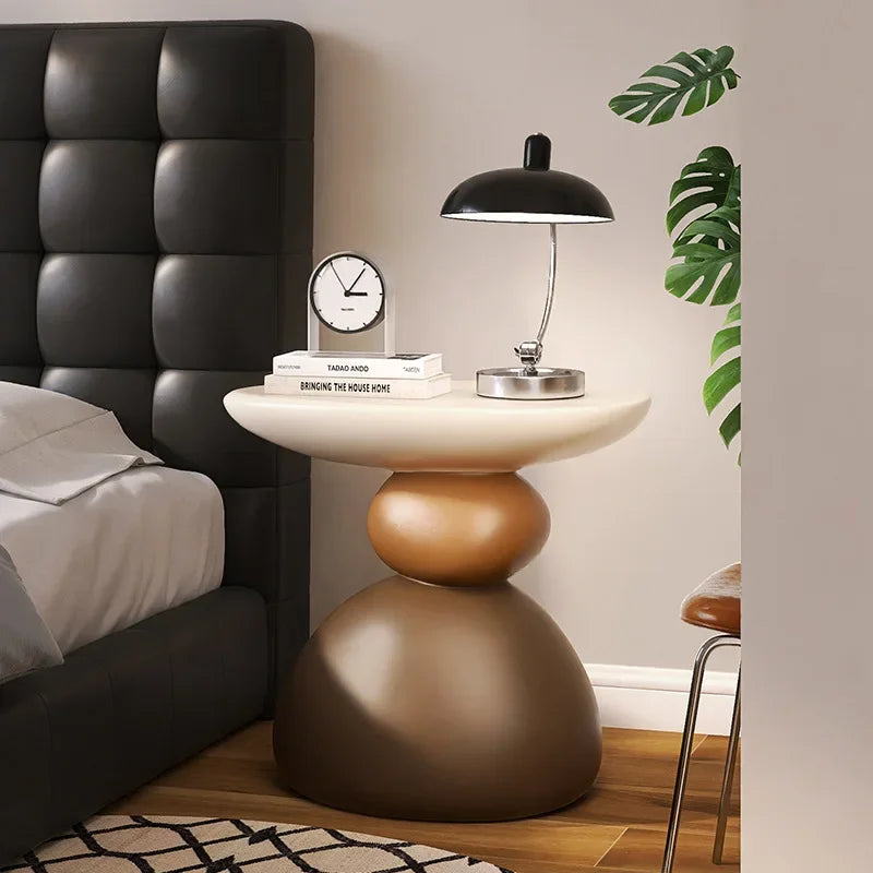 Modern Side Table – Resin, Scandinavian Design for Living Room or Bedroom