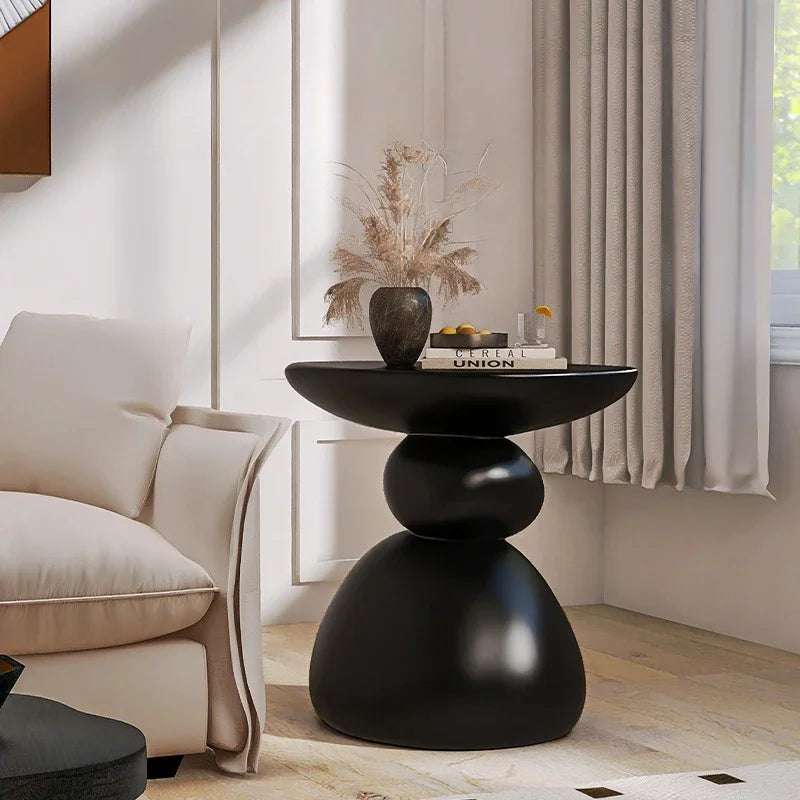 Modern Side Table – Resin, Scandinavian Design for Living Room or Bedroom