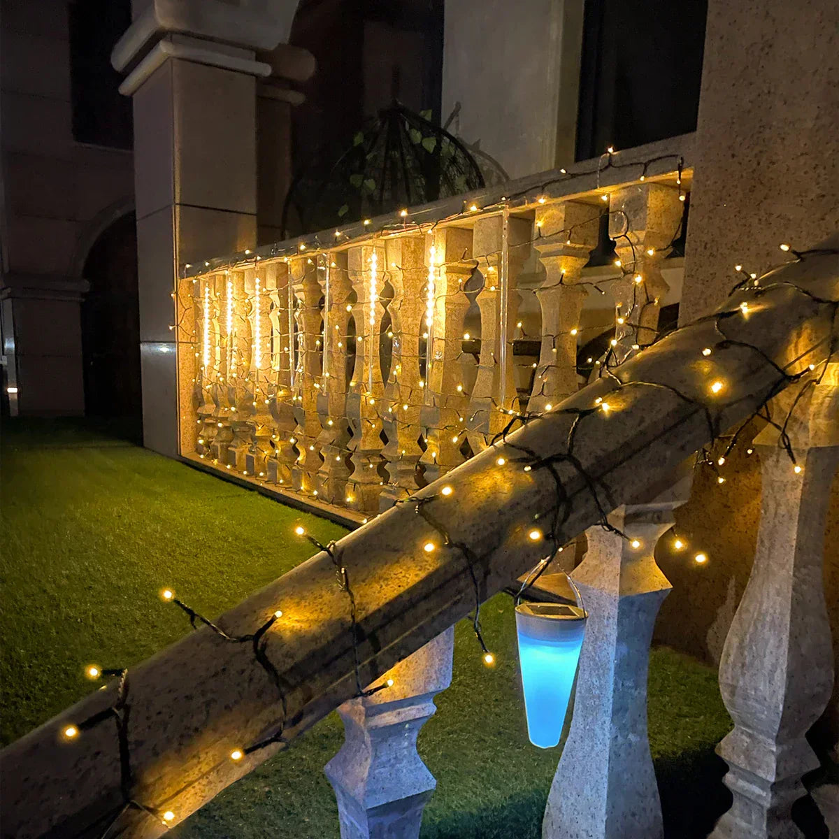 LED Light Chains – Waterproof, Warm White Light for Garden and Outdoor Lighting at Parties and Decoration