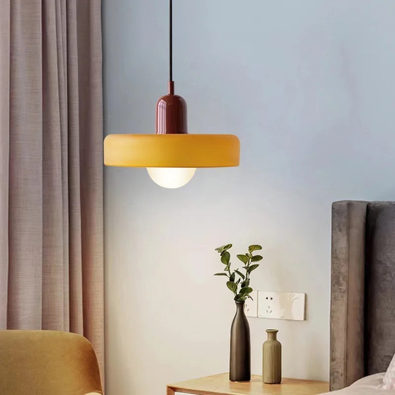 Glass Pendant Lamp – Elegant Flowerpot Style for Atmospheric Lighting in the Dining Room or Bedroom