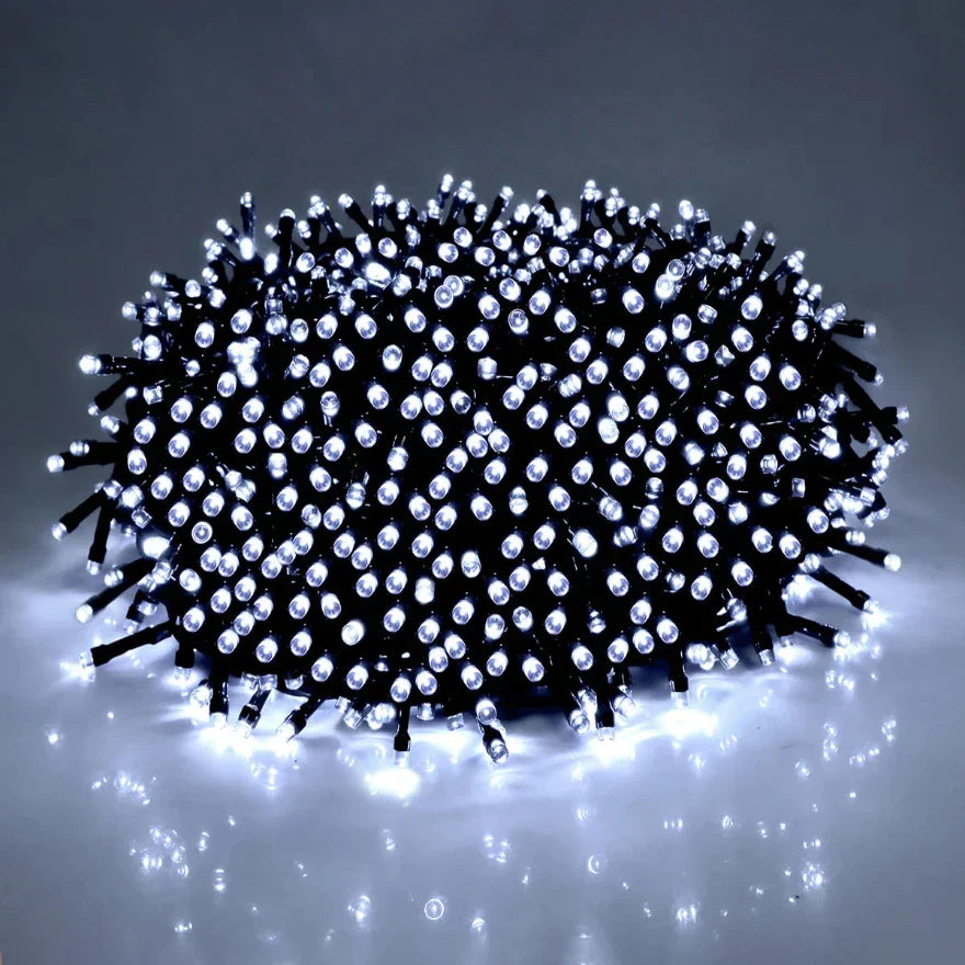 LED Light Chains – Waterproof, Warm White Light for Garden and Outdoor Lighting at Parties and Decoration