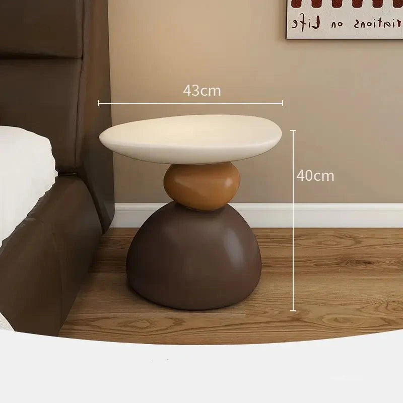 Modern Side Table – Resin, Scandinavian Design for Living Room or Bedroom