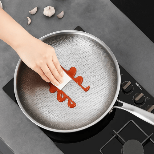 Titan Pan – Hammered Titan, 28 cm, Suitable for induction, gas, and oven, Durable kitchenware for any kitchen