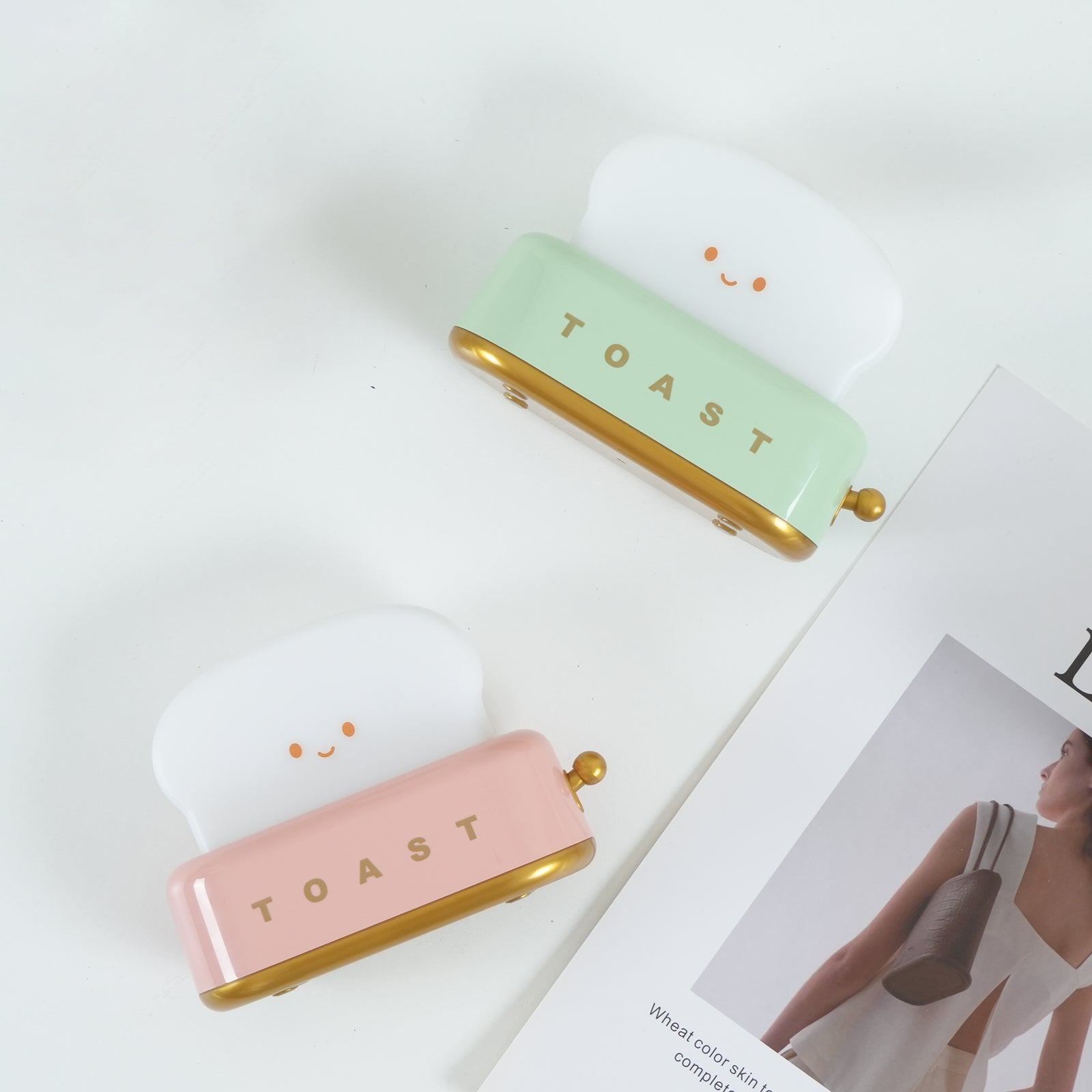 Toaster Night Light – Metal and Acrylic, Warm White for Bedroom or Student Housing Decoration