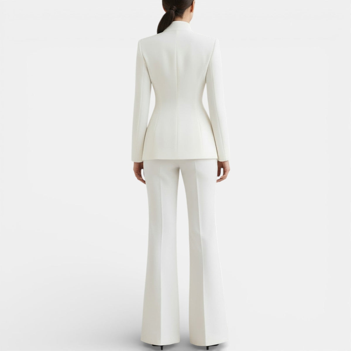 Dame Buksedragt – Blazer og Bukser i Elegant Snit
