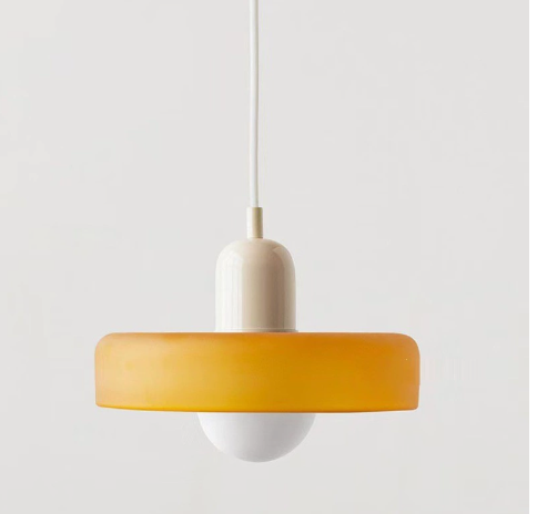 Lampa wisząca – nowoczesna lampa designerska z kolorowego żelaza do jadalni, kuchni lub salonu.