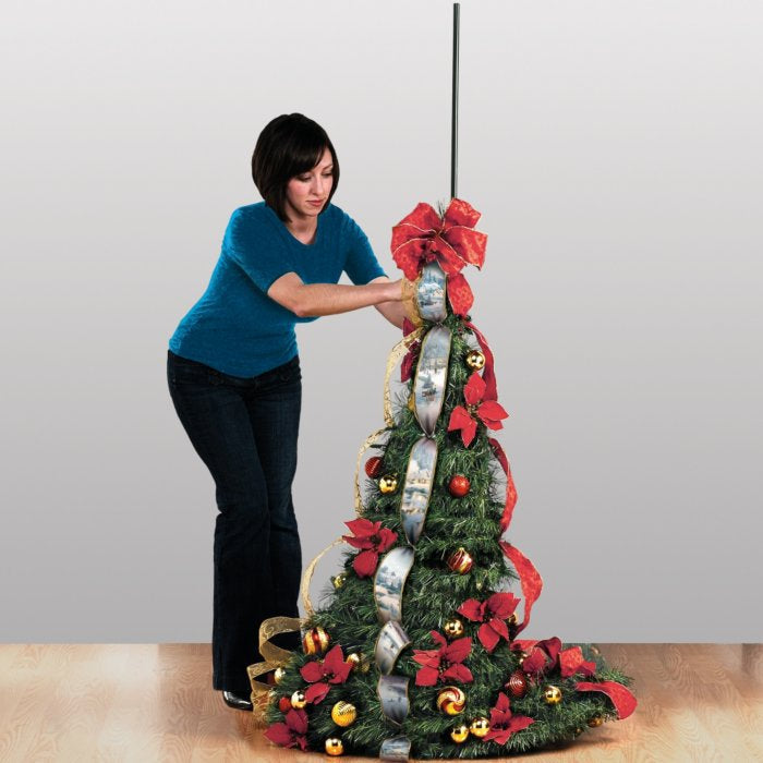 Artificial Christmas tree – Realistic with LED lighting, maintenance-free for stress-free Christmas decoration