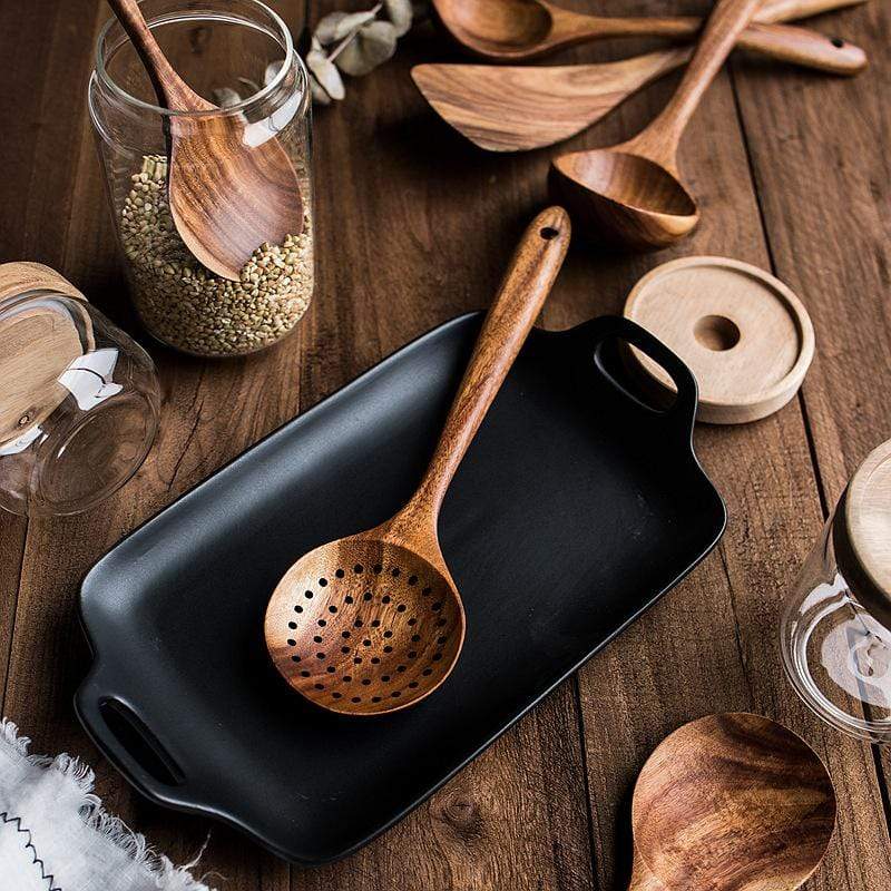 Wooden Kitchen Utensil Set – Teak Wood, Durable and Chemical-Free for the Kitchen or Food Lovers