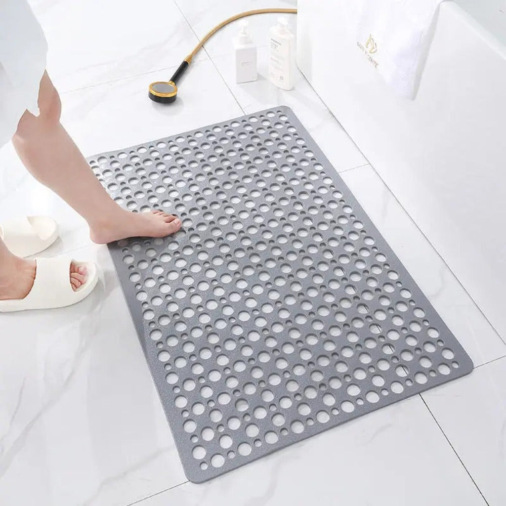 Anti-slip Brush Mat – PVC, White with Suction Cups for Safety and Hygiene in the Bathroom