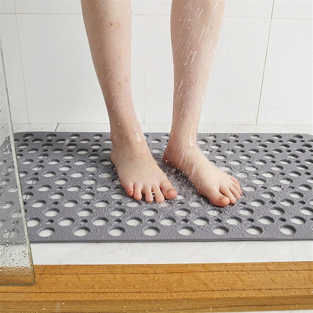 Anti-slip Brush Mat – PVC, White with Suction Cups for Safety and Hygiene in the Bathroom