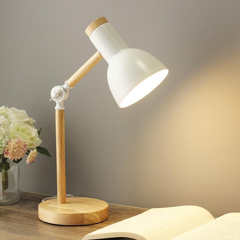 Bordlampe i Træ Skandinavisk Design – Justerbar Bordlampe