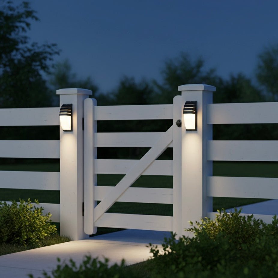 LED Udendørslampe – Mat Sort, Moderne Design til Terrasse og Indgang