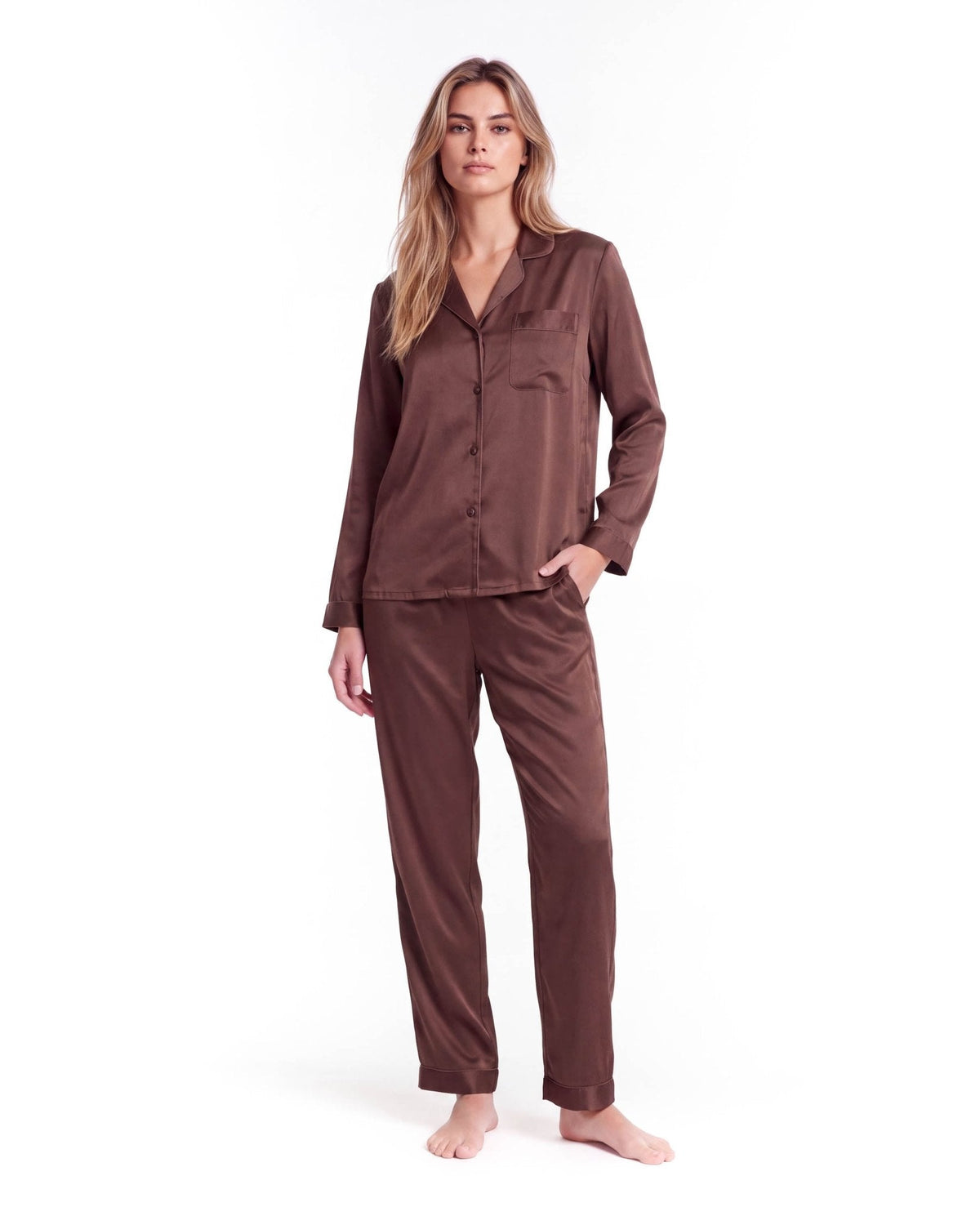 Dame Pyjamasset i Silke – Langærmet Bluse og Bukser