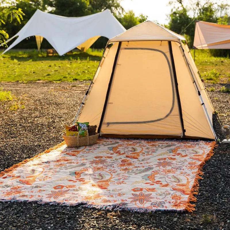 Bohemian Cotton Plaid – Creme med Blomsterprint i Orange og Blå til Stue eller Soveværelse