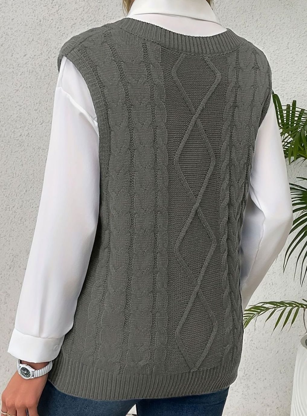 Dame Trøjevest med Cable-Knit Struktur og V-udskæring