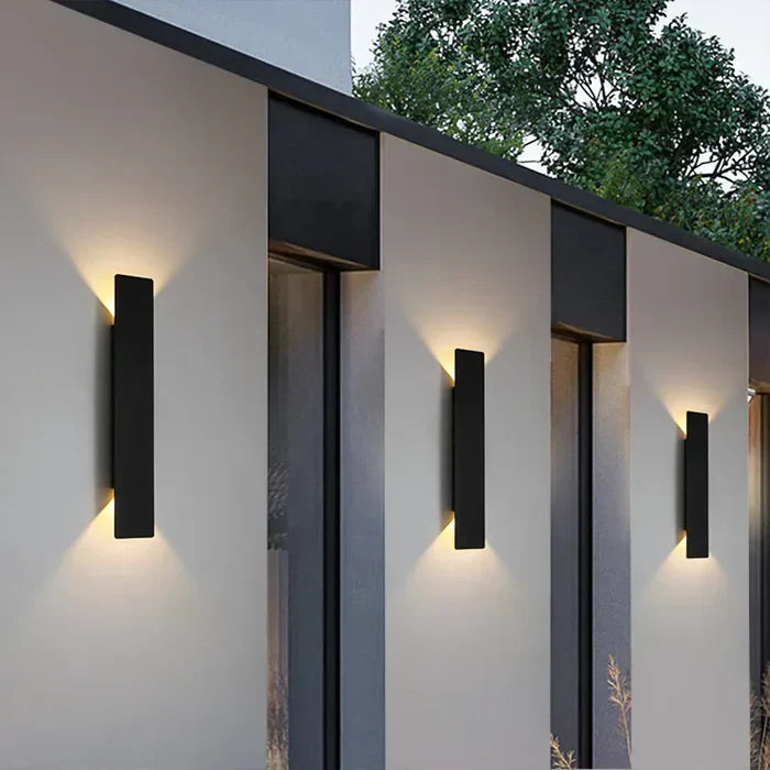 Modern Outdoor Wall Sconce – Weather-Resistant Aluminum in a Stylish Design for the Garden or Balcony