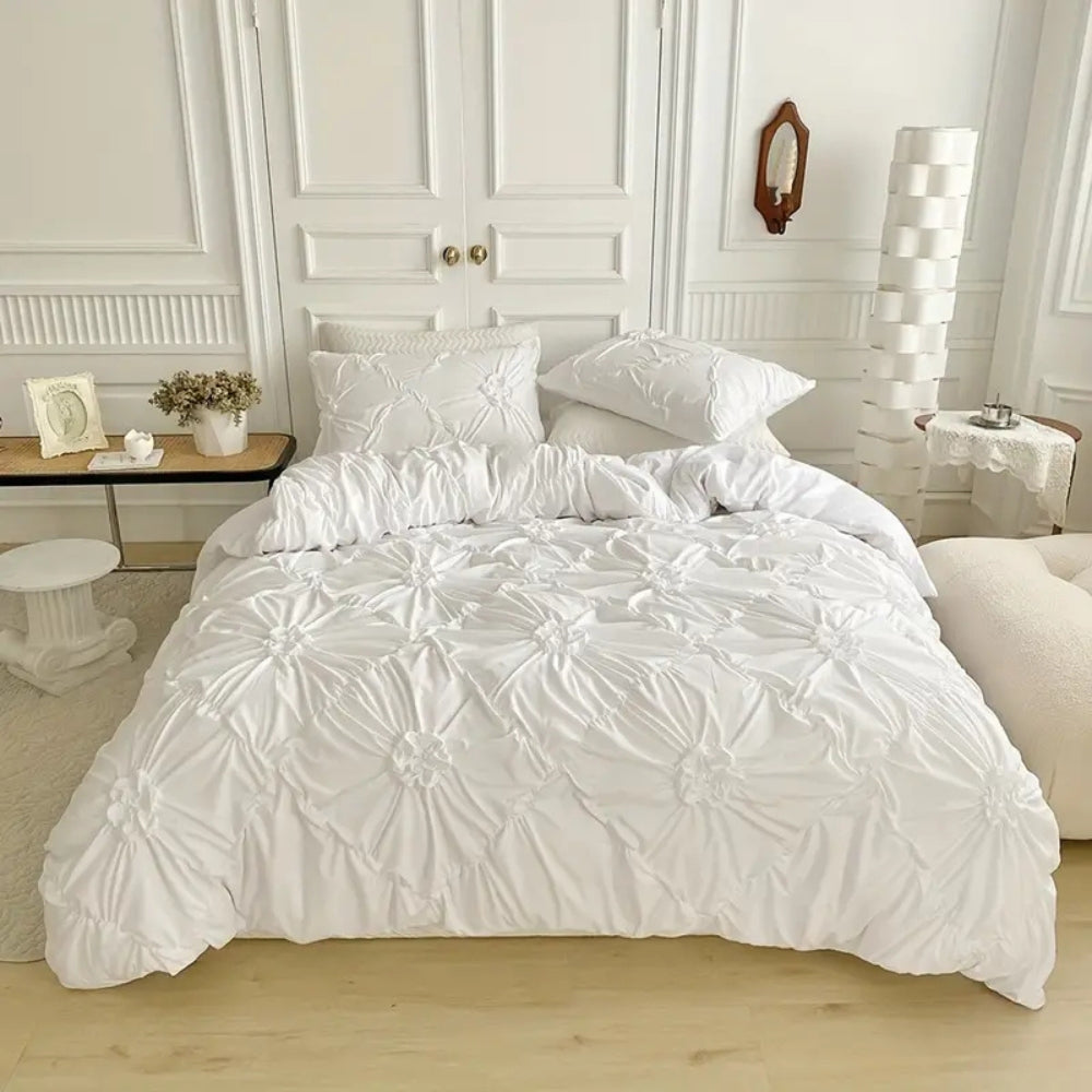 Wrinkled Flower Bedding Set – White, Elegant Microfiber for Bedroom with Pillowcase