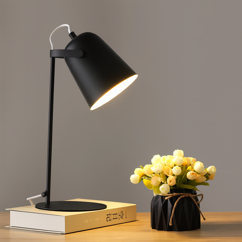Bordlampe Skandinavisk Design – Justerbar Arm i Farverigt Macaron-Look