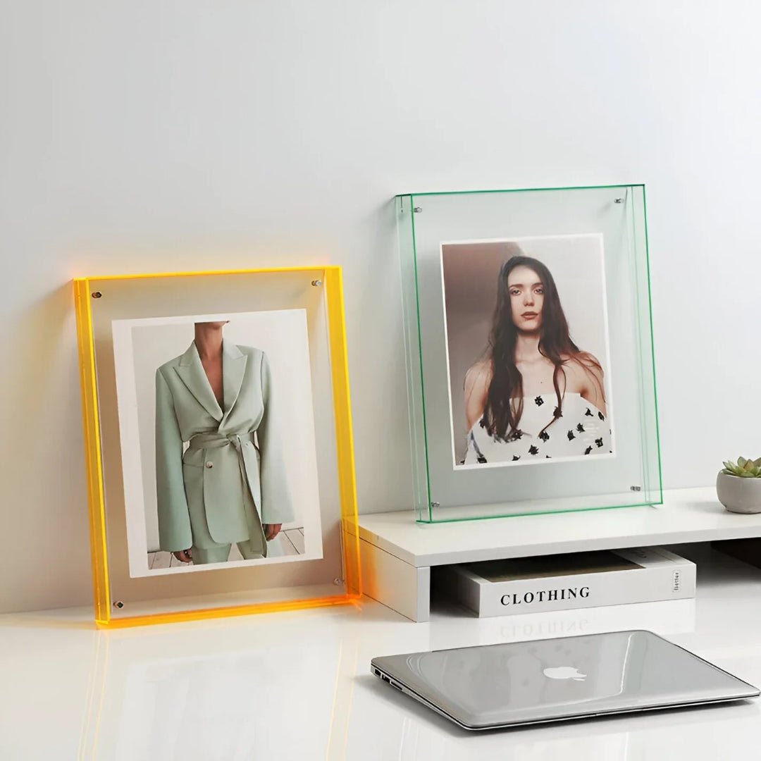 Acrylic Photo Frame – Transparent, Minimalist Design for Your Desk or as Wall Decor