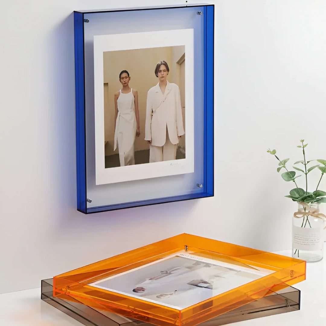 Acrylic Photo Frame – Transparent, Minimalist Design for Your Desk or as Wall Decor
