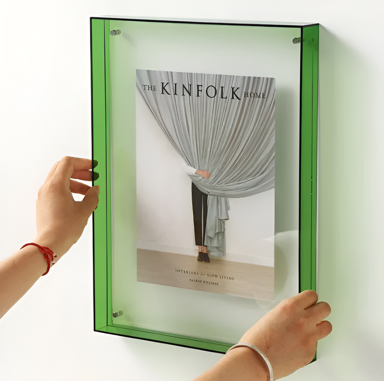 Modern Photo Frame – Transparent Acrylic, Minimalist Design for Office or Wall Decoration