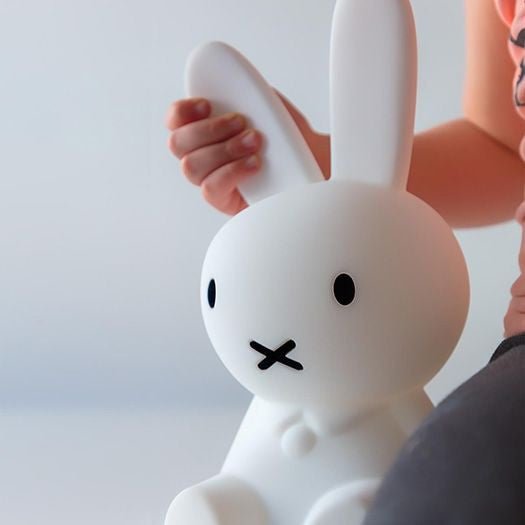 Dekorativ Kaninfigur – Minimalistisk Design til Stue, Soveværelse eller Børneværelse