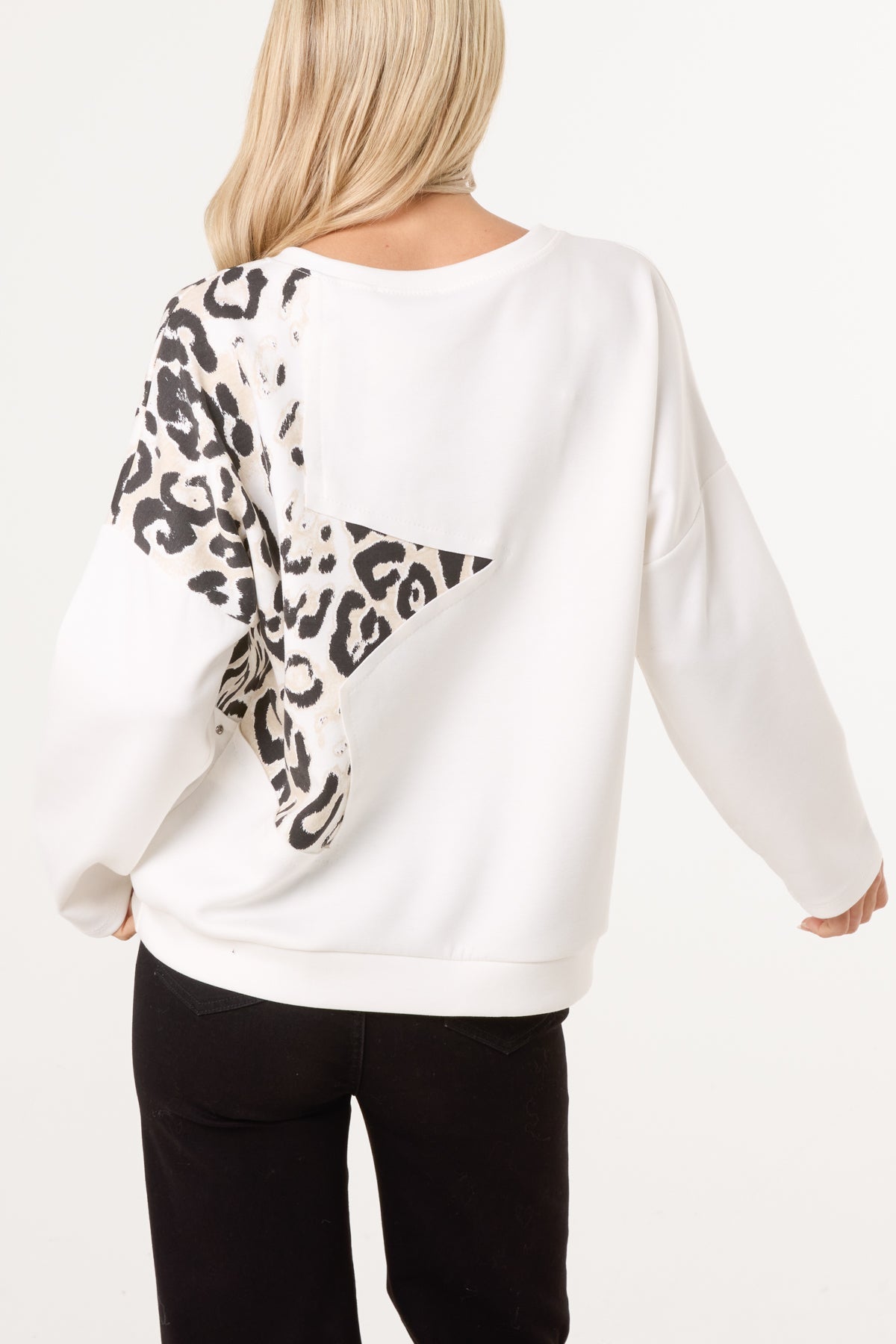 Dame Trøje med Nitter og Stjernedetaljer - Strikket Pullover