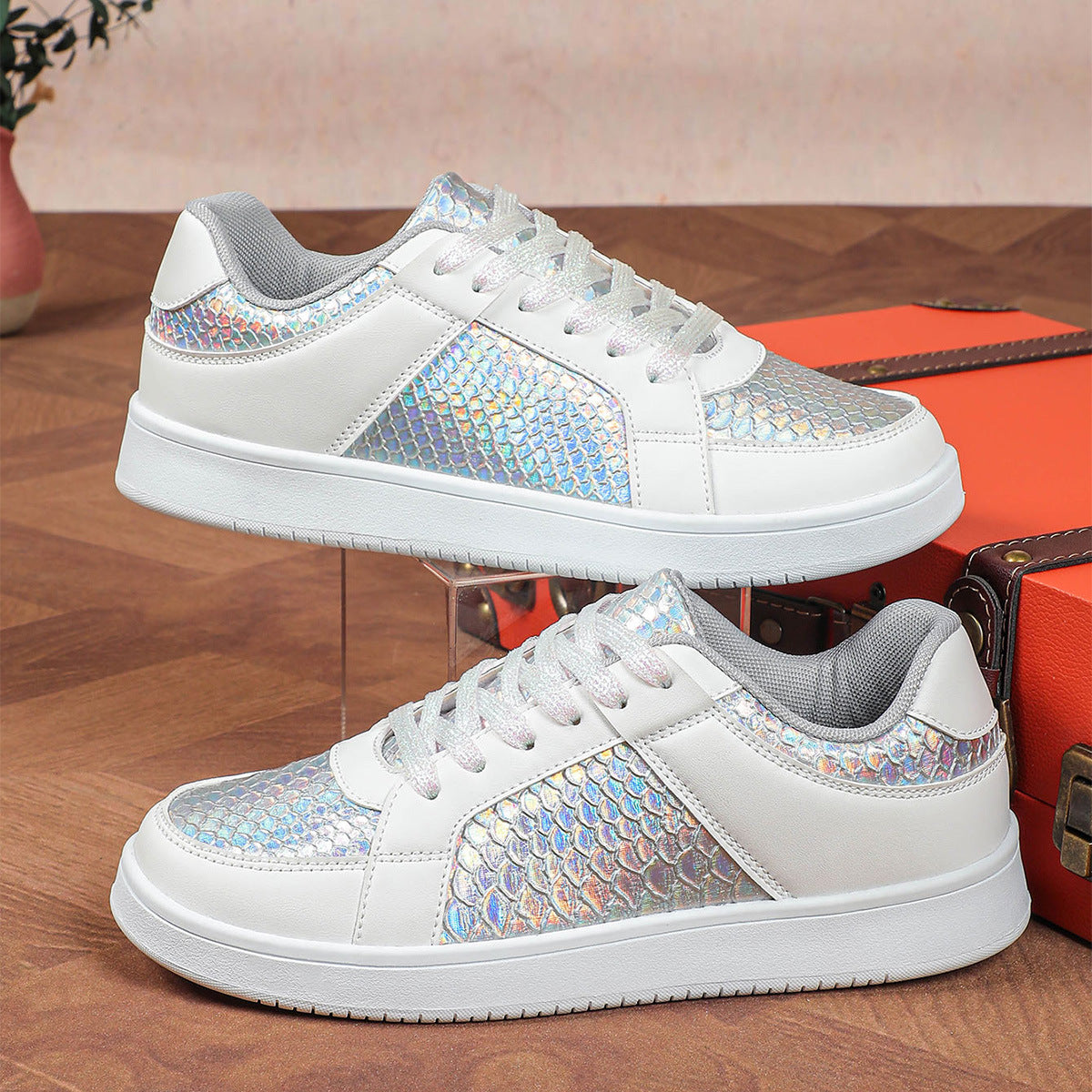 Supple Leather Ladies Sneakers with Textured Accent - Sturdy Sole for Extra Support