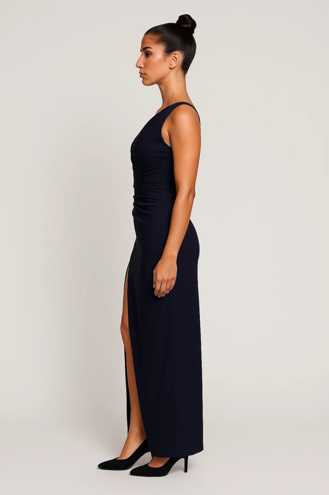 Dame Maxikjole med One Shoulder og Høj Slids - Elegant