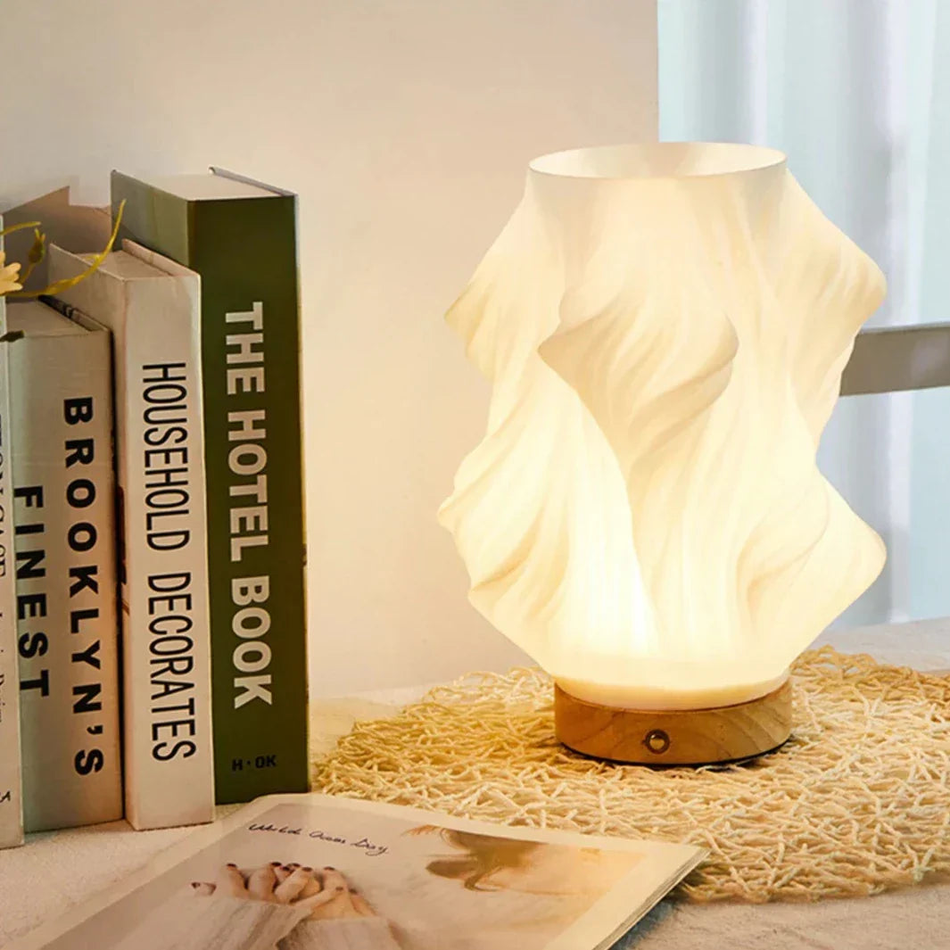 LED Bordlampe med Dæmpbar Bølgeform - Skulpturel Belysning