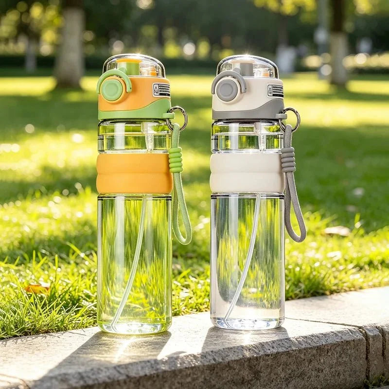 Water Bottle with Mist Spray – 800 ml, Leak-Proof Design for Sports and Outdoor Activities