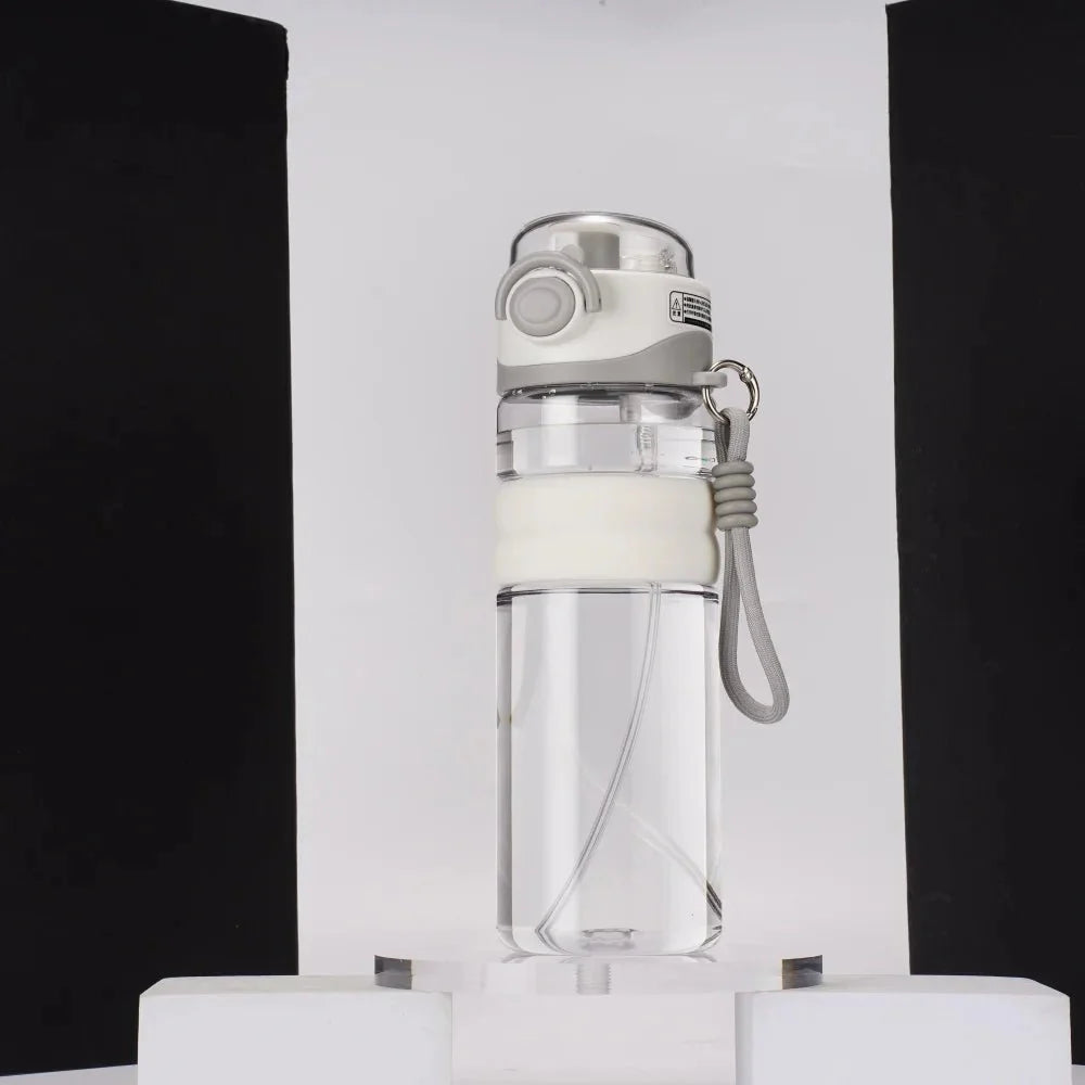 Water Bottle with Mist Spray – 800 ml, Leak-Proof Design for Sports and Outdoor Activities