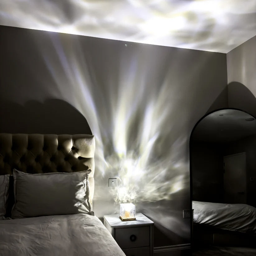 Ocean projector lamp – compact, modern design for relaxation and bedroom decoration