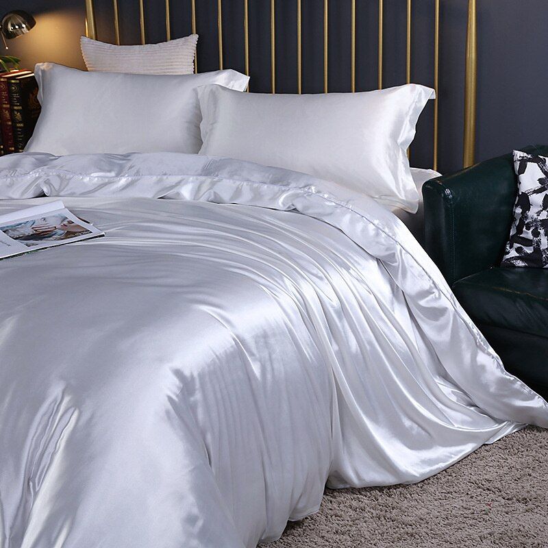 Silk Duvet Cover Set – Cooling, 4-piece in Various Sizes for Bedroom Decor