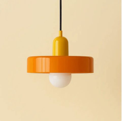 Lampa wisząca – nowoczesna lampa designerska z kolorowego żelaza do jadalni, kuchni lub salonu.