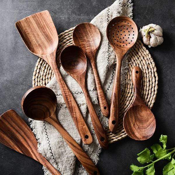 Wooden Kitchen Utensil Set – Teak Wood, Durable and Chemical-Free for the Kitchen or Food Lovers