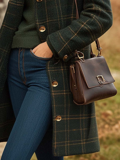 Dames lange wollen mantel – bruin geruit, knoopsluiting, winterjas