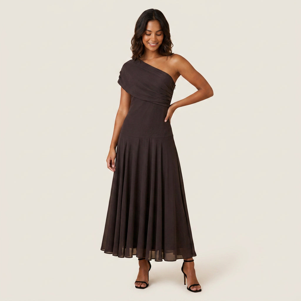 Dame Midikjole med Asymmetrisk Skuldersnit i Chiffon-look