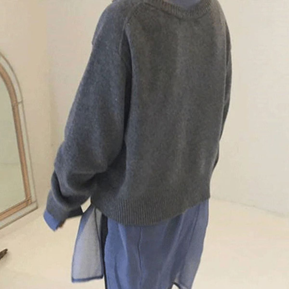 Ladies Cardigan with Button Closure - Knitted Cardigan